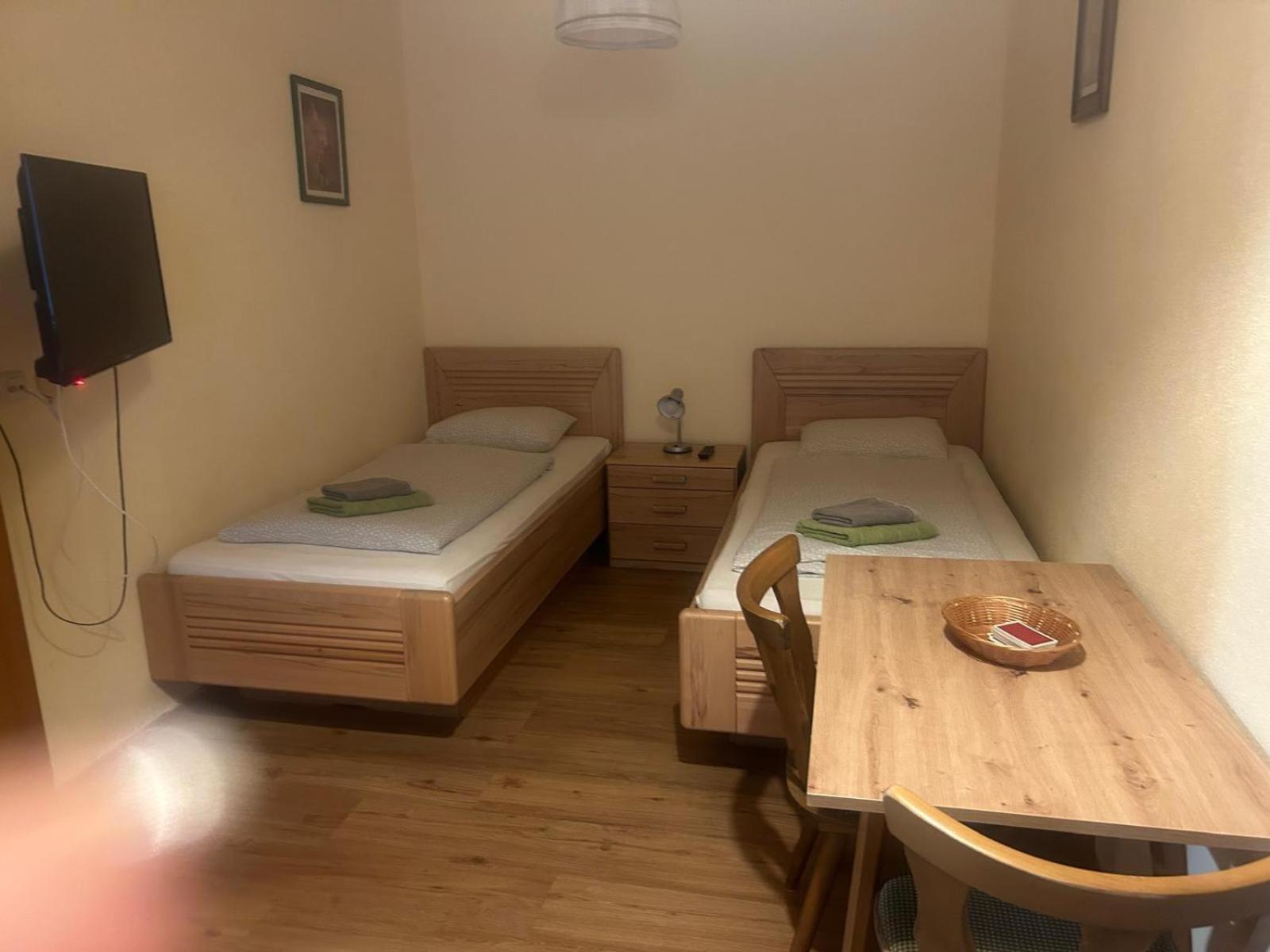 Gasthof Mit Seeterasse & Appartements Zur Landeroith Weyregg Extérieur photo